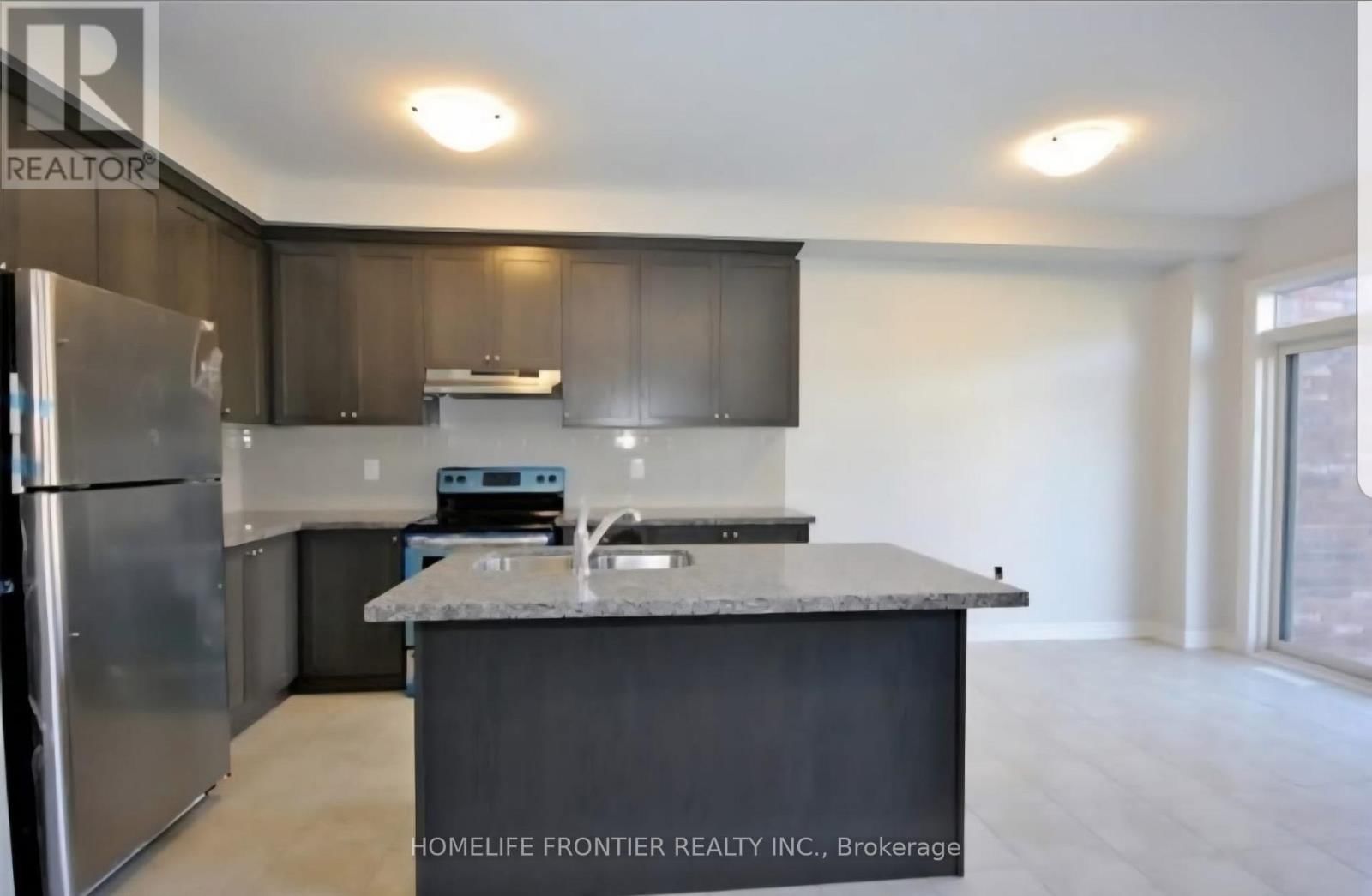 2081 DALE ROAD Image 6