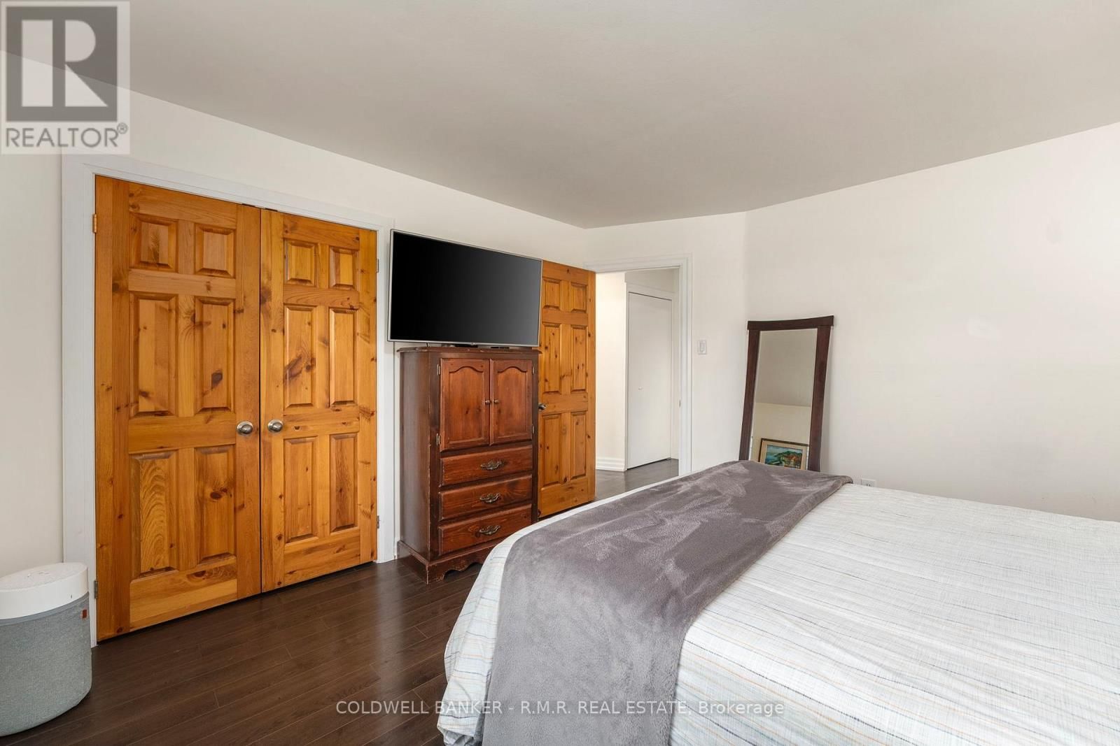 126 PARK STREET Image 26