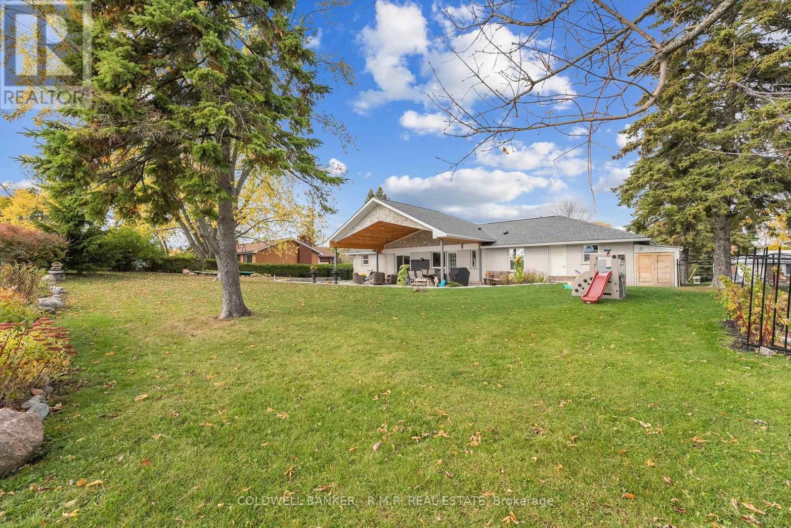 126 PARK STREET Image 3