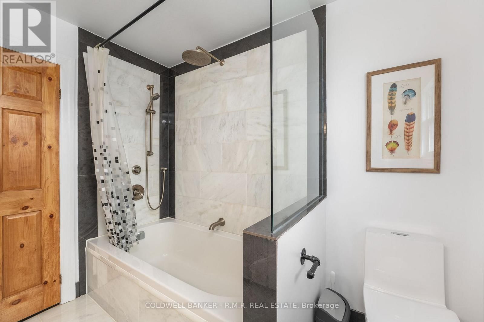 126 PARK STREET Image 30