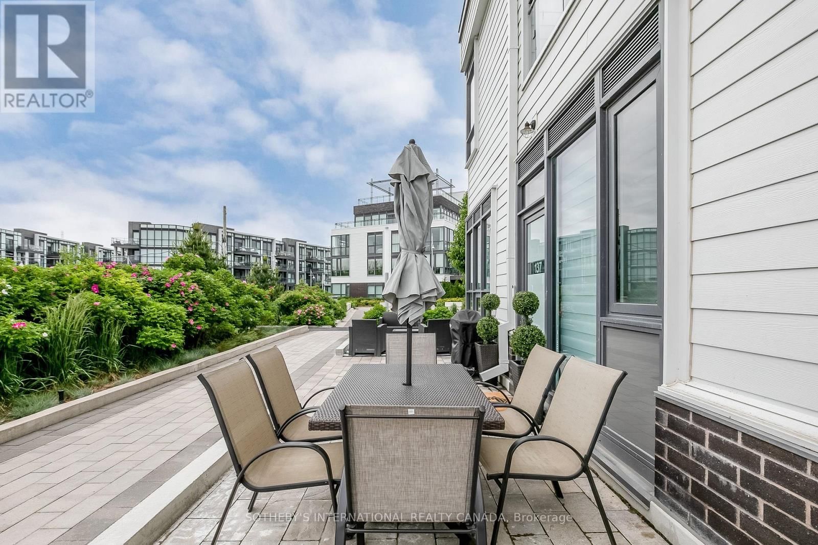 137 - 331 BROWARD WAY Image 11