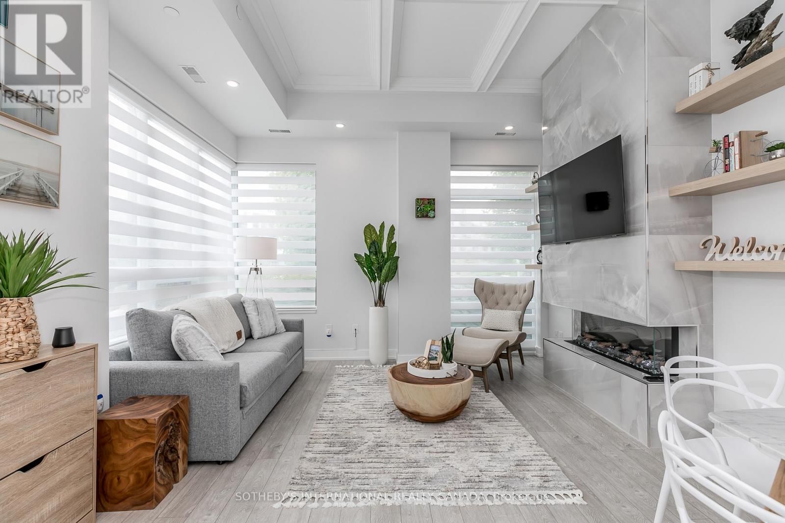 137 - 331 BROWARD WAY Image 14