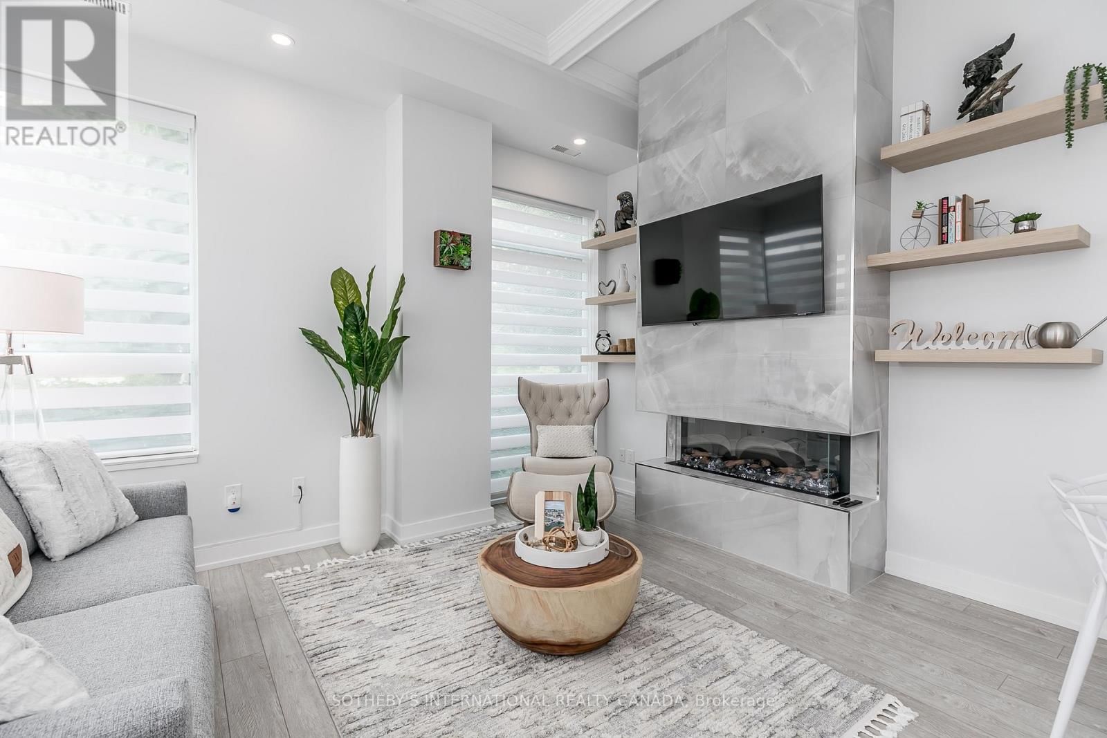 137 - 331 BROWARD WAY Image 15