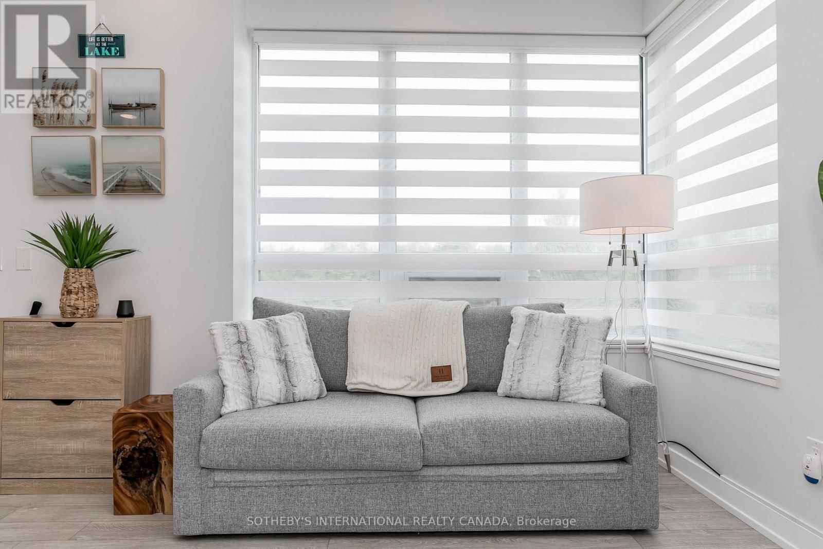 137 - 331 BROWARD WAY Image 18