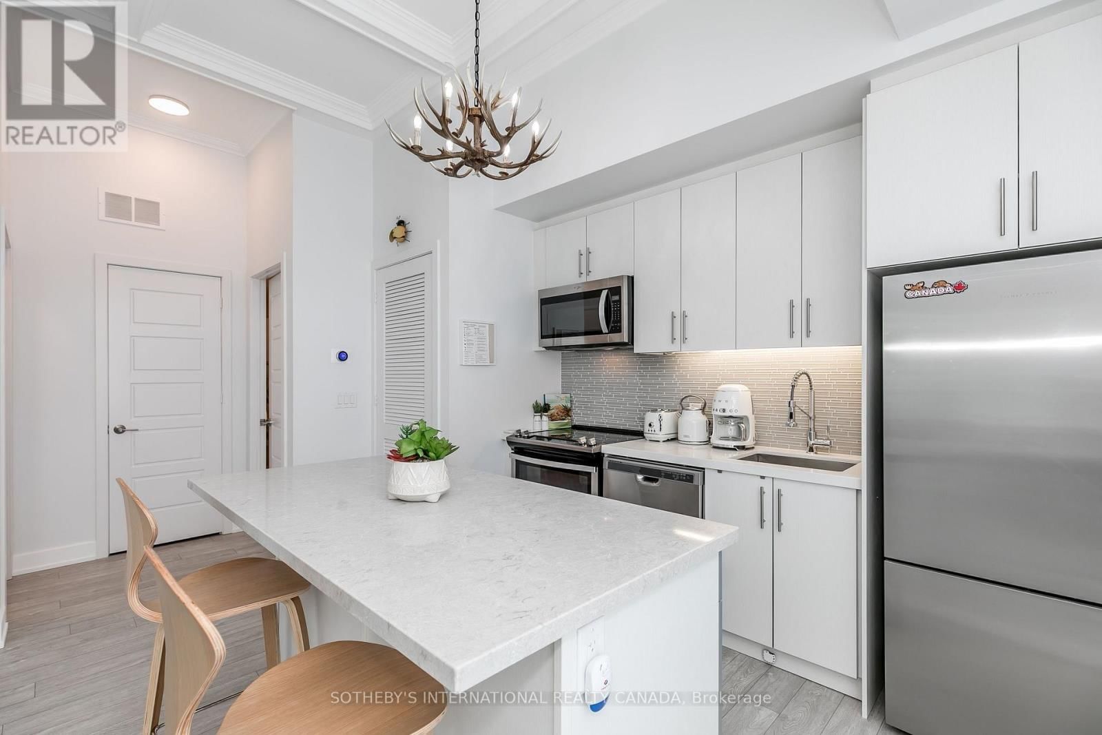 137 - 331 BROWARD WAY Image 23