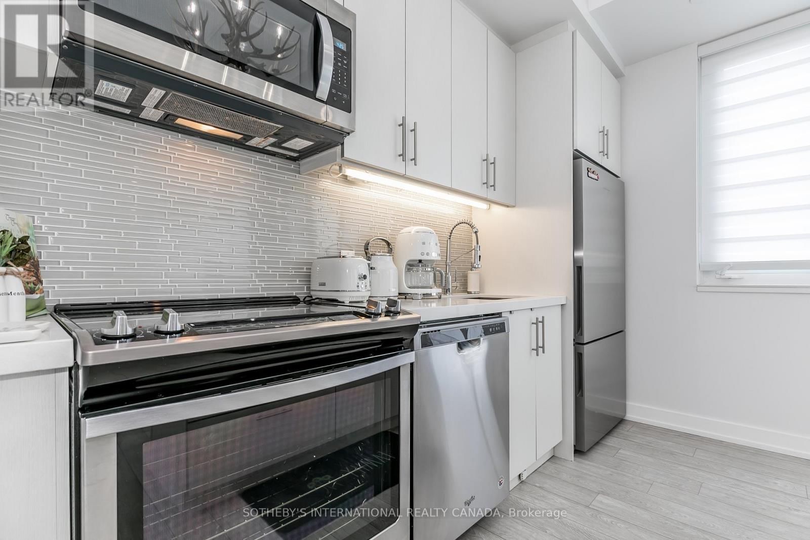 137 - 331 BROWARD WAY Image 27