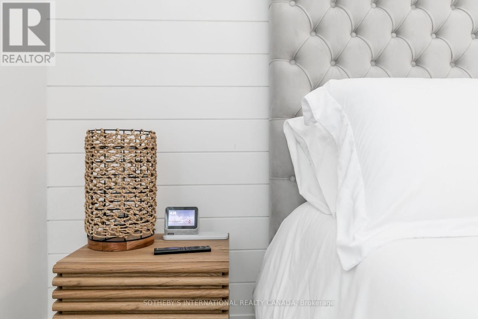 137 - 331 BROWARD WAY Image 36