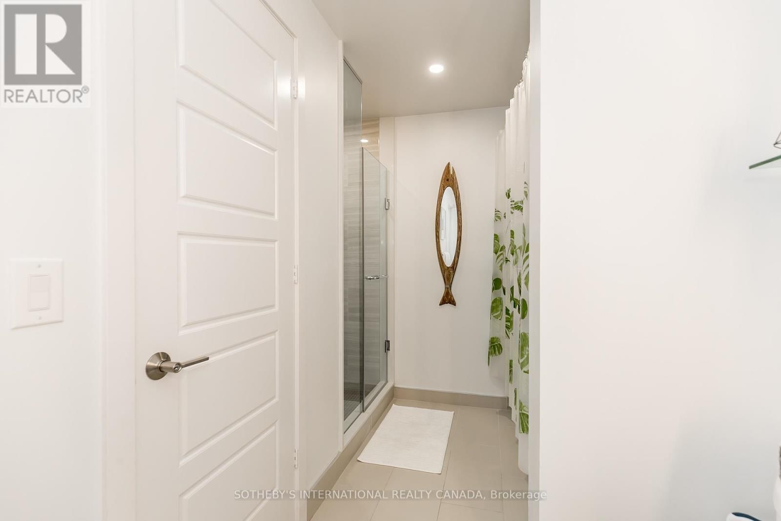 137 - 331 BROWARD WAY Image 40