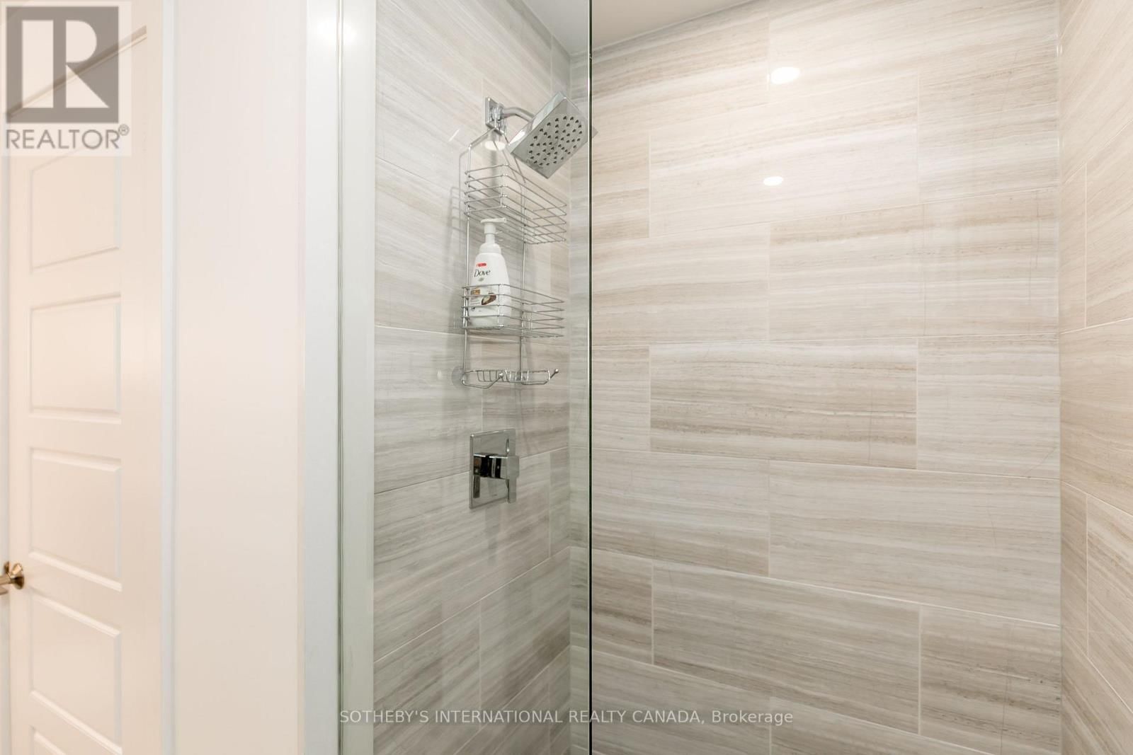 137 - 331 BROWARD WAY Image 41