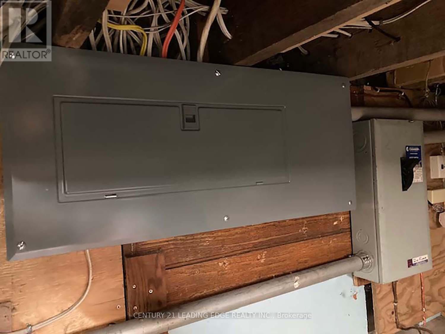 6391 MAIN STREET Image 21