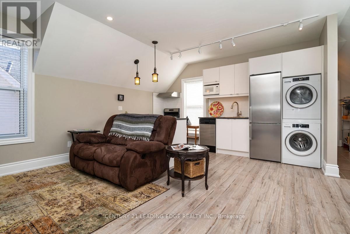 6391 MAIN STREET Image 4