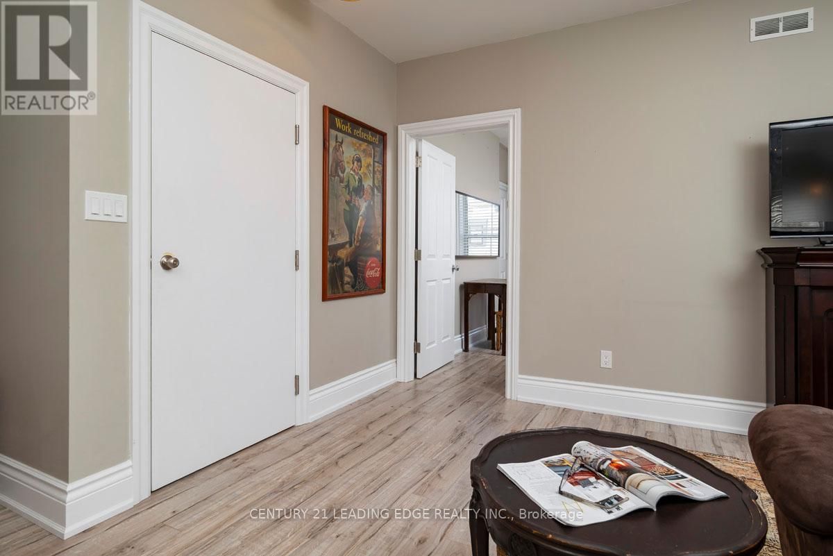 6391 MAIN STREET Image 7