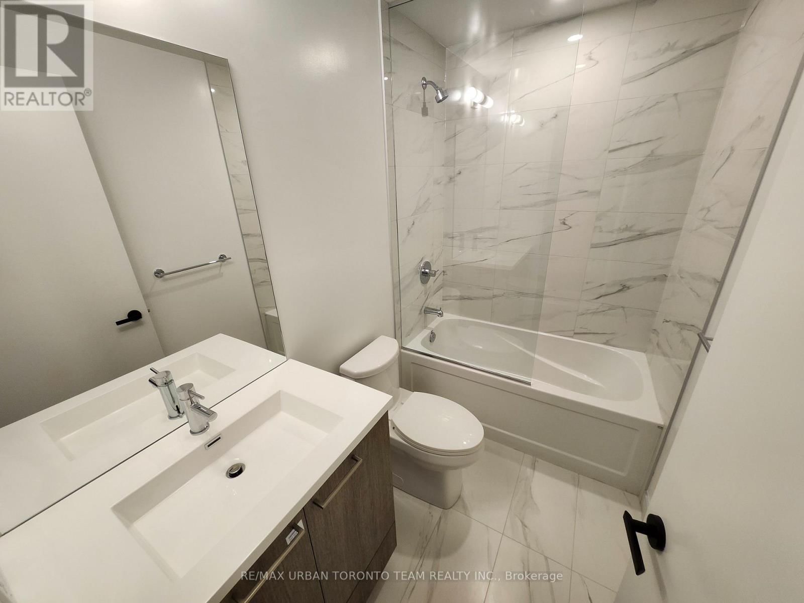 4608 - 225 COMMERCE STREET Image 6