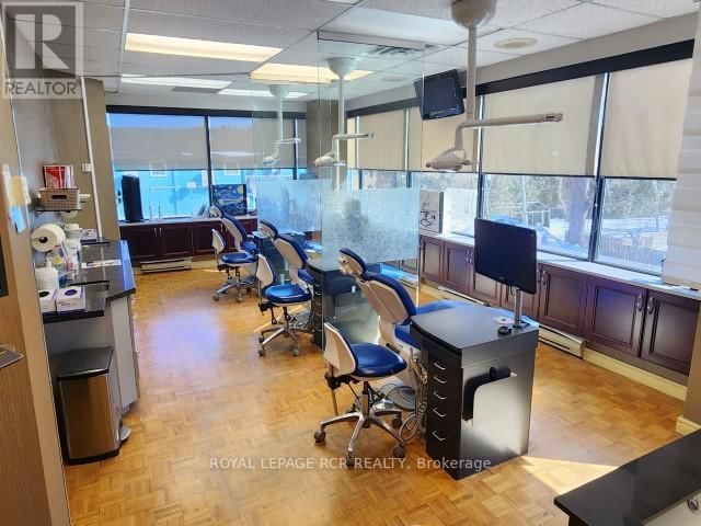 207 - 712 DAVIS DRIVE Image 4