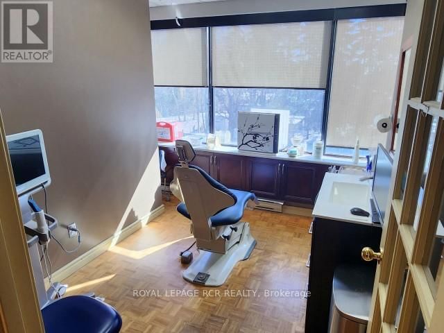 207 - 712 DAVIS DRIVE Image 6