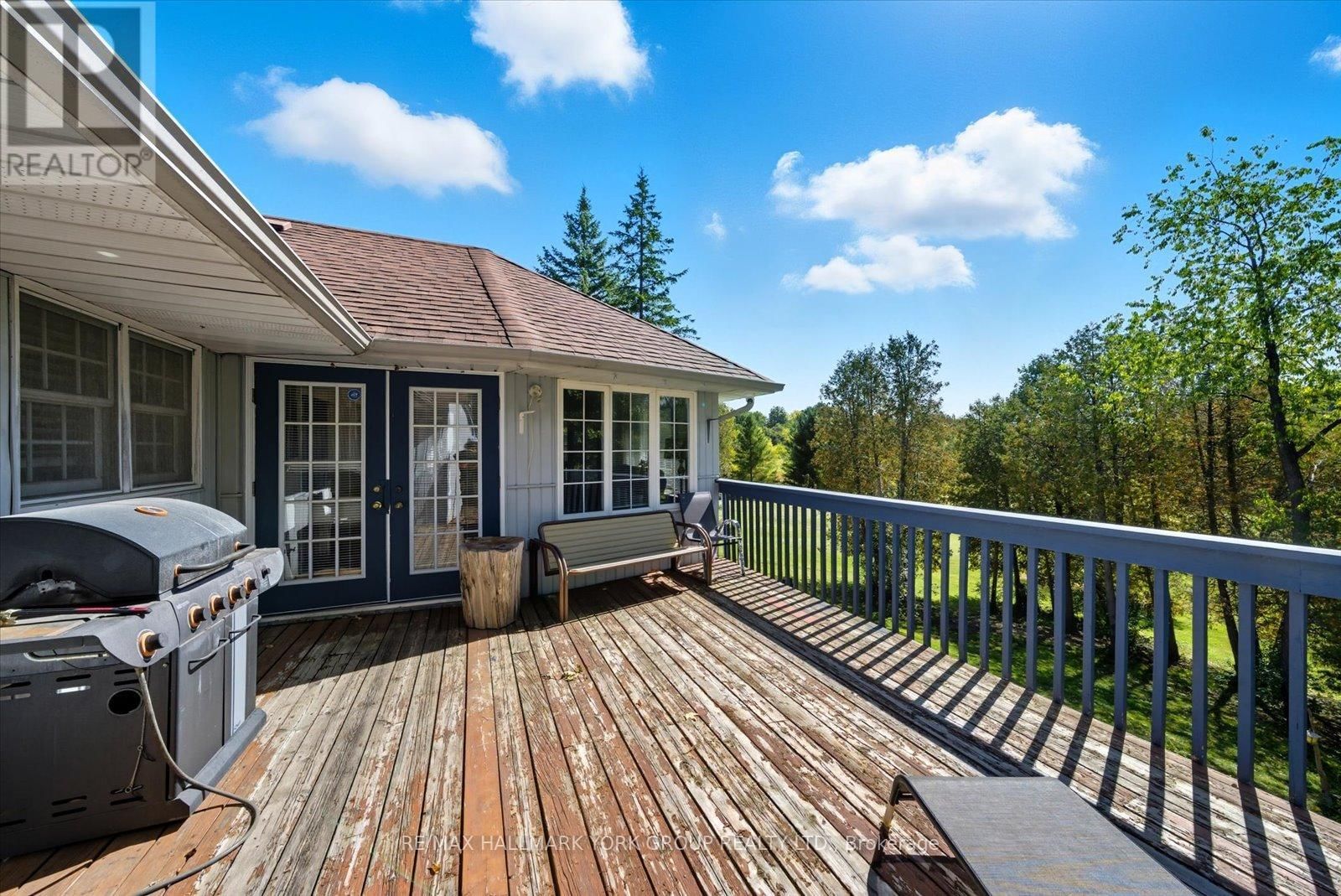 3815 KING ROAD Image 42