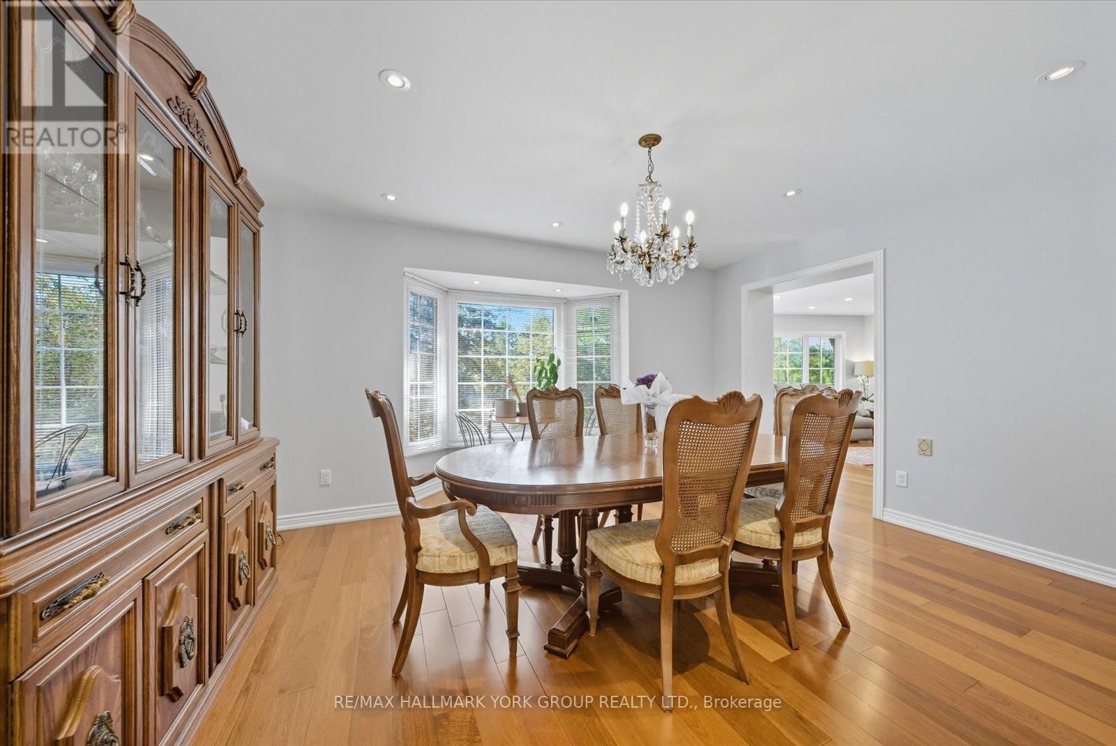 3815 KING ROAD Image 6