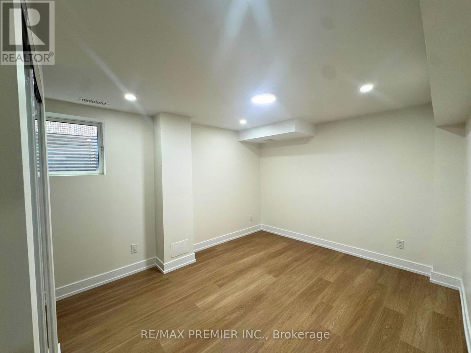 39 WALLS CRESCENT Image 7