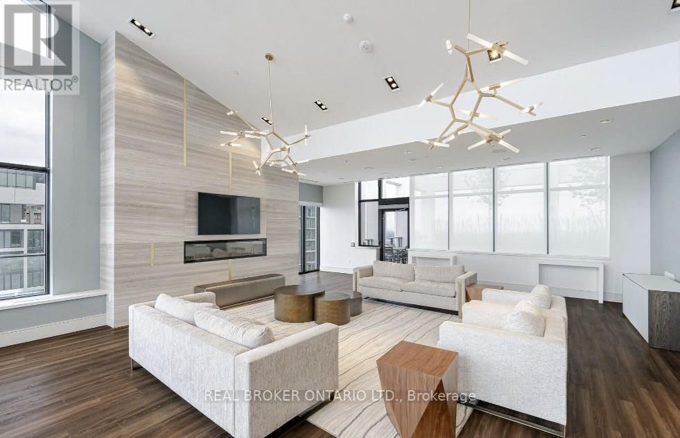 618 - 9000 JANE STREET Image 26