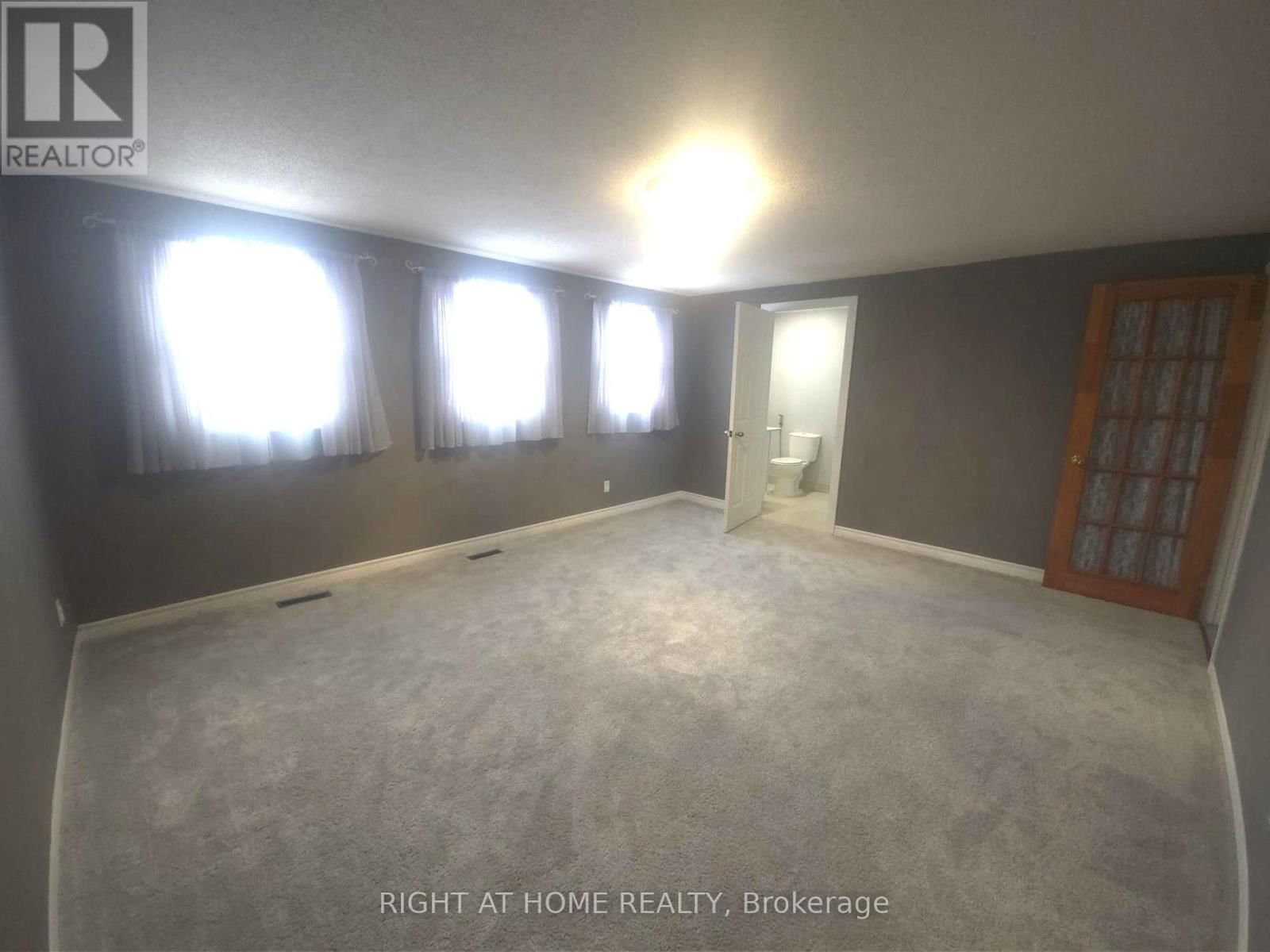 13 SPRING STREET Image 26