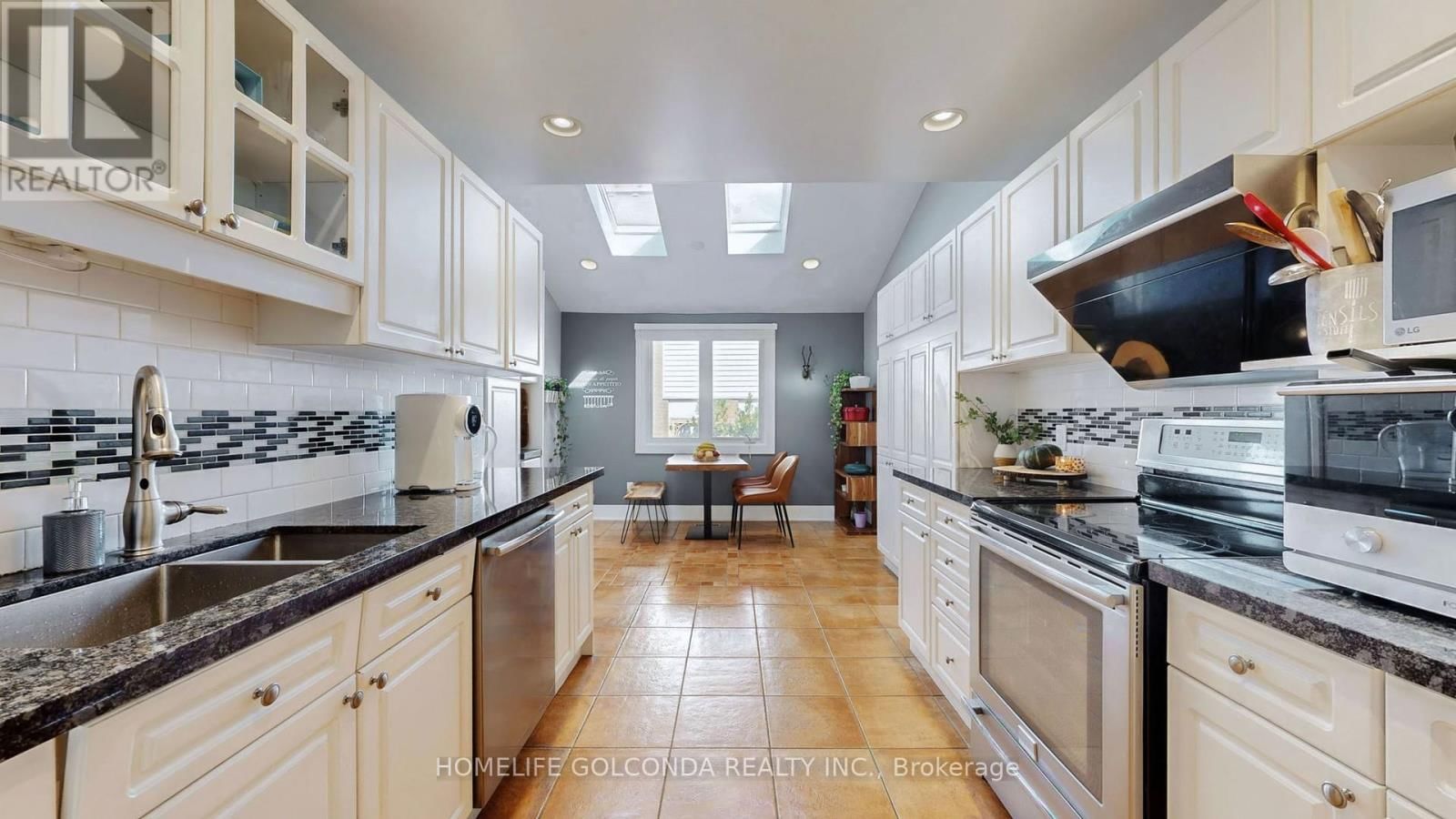 54 SENATOR REESOR'S DRIVE Image 14