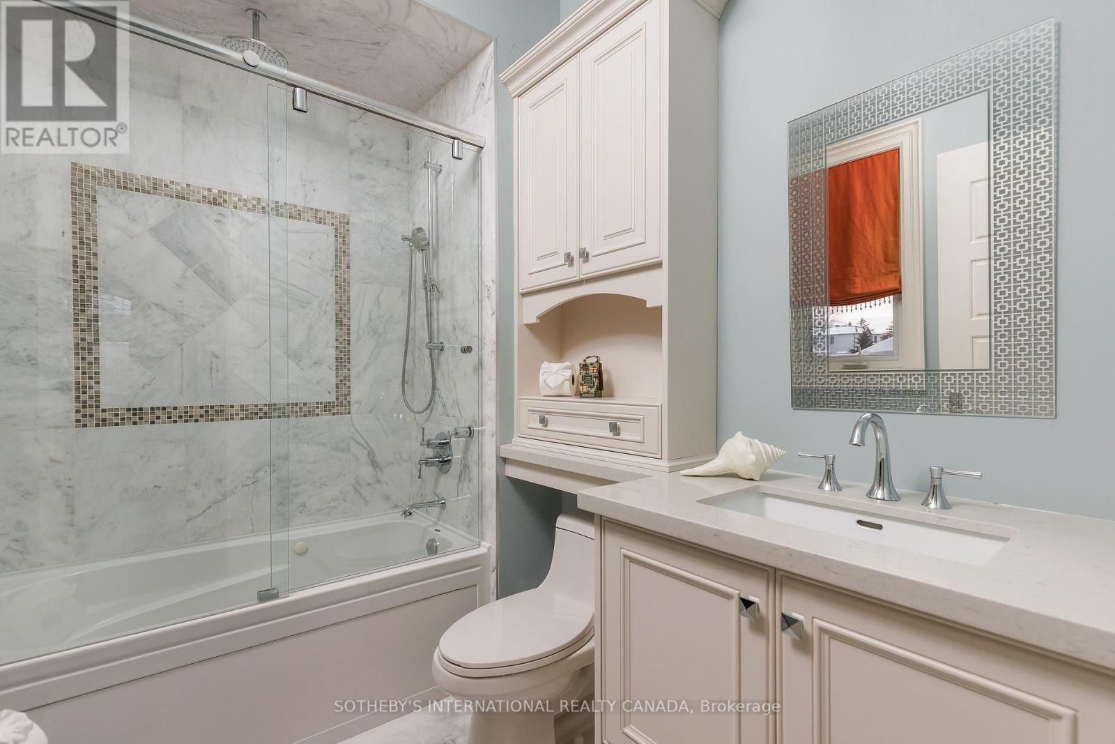 6 WELLER CRESCENT Image 34