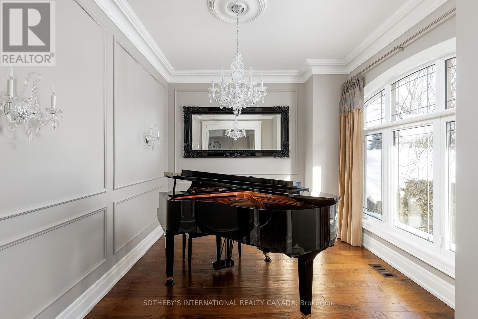 6 WELLER CRESCENT Image 7