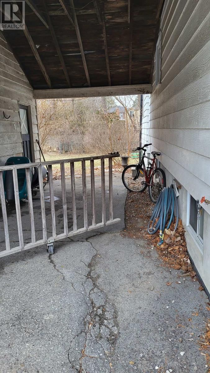 161 HENDERSON AVENUE Image 17