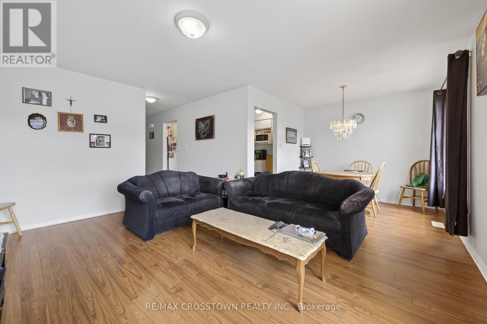 58 ALBERT STREET EAST Image 13