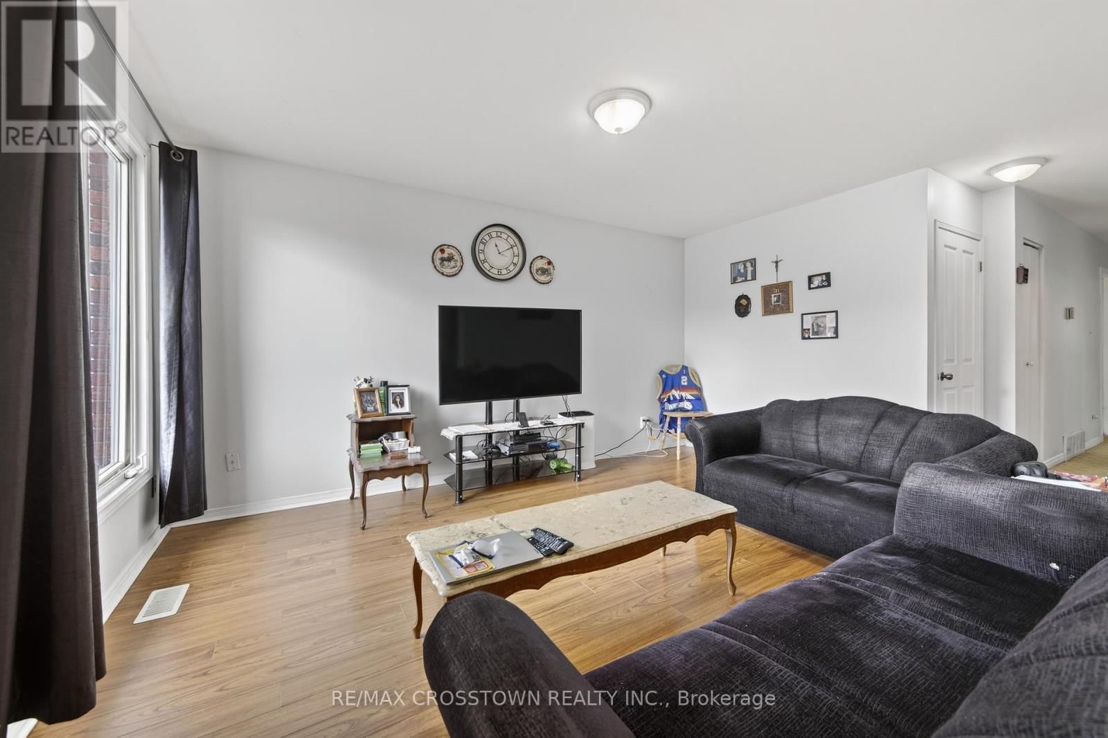 58 ALBERT STREET EAST Image 14