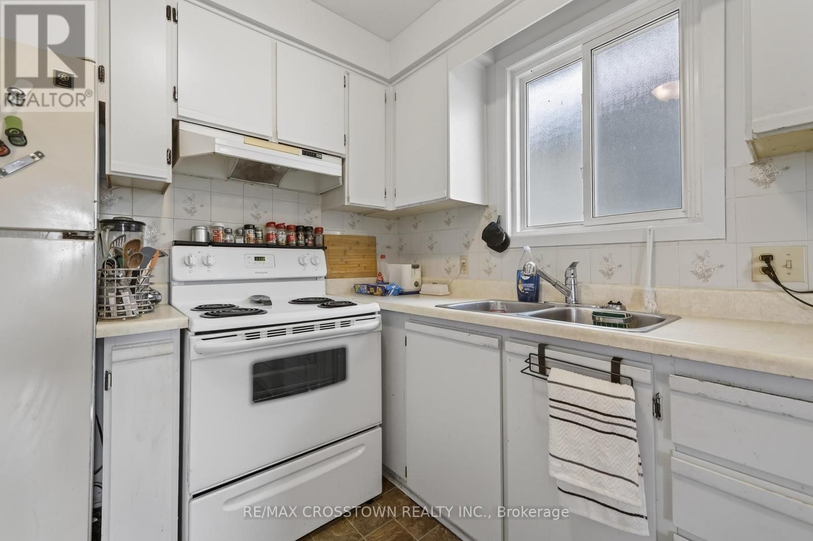 58 ALBERT STREET EAST Image 18