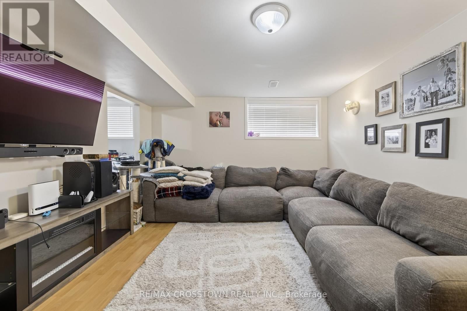 58 ALBERT STREET EAST Image 33