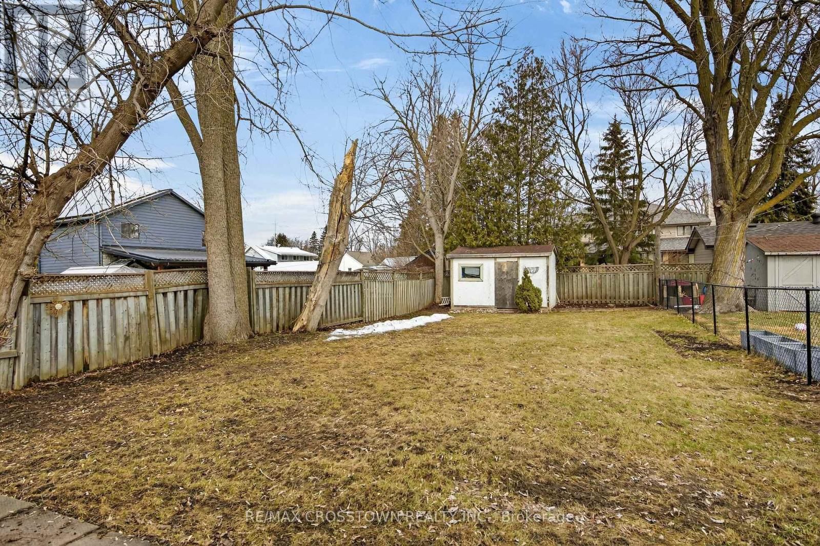 58 ALBERT STREET EAST Image 8