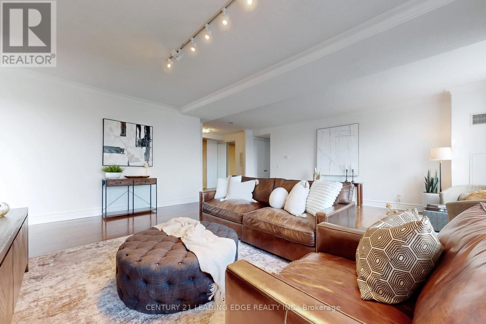 LPH9 - 62 SUNCREST BOULEVARD Image 4