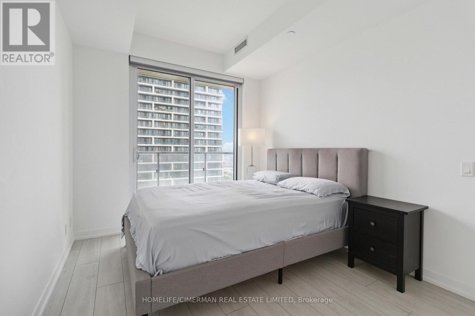 4502 - 5 BUTTERMILL AVENUE Image 18