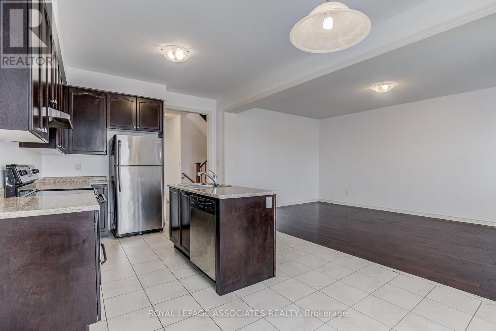 25 GALLAGHER CRESCENT Image 18