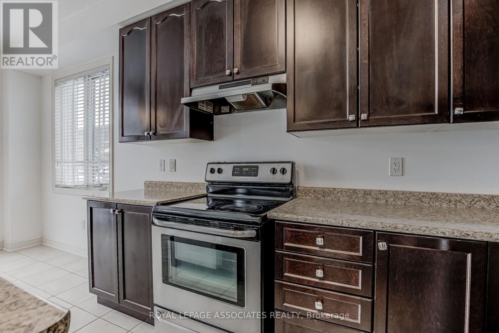 25 GALLAGHER CRESCENT Image 20