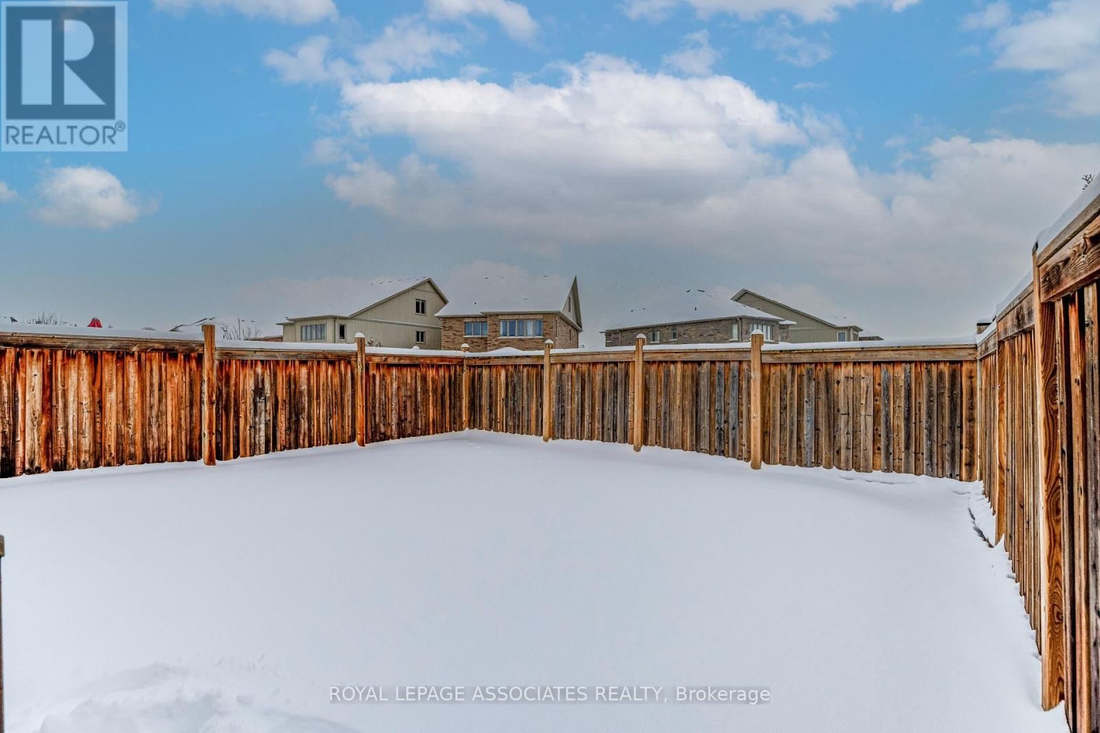 25 GALLAGHER CRESCENT Image 41