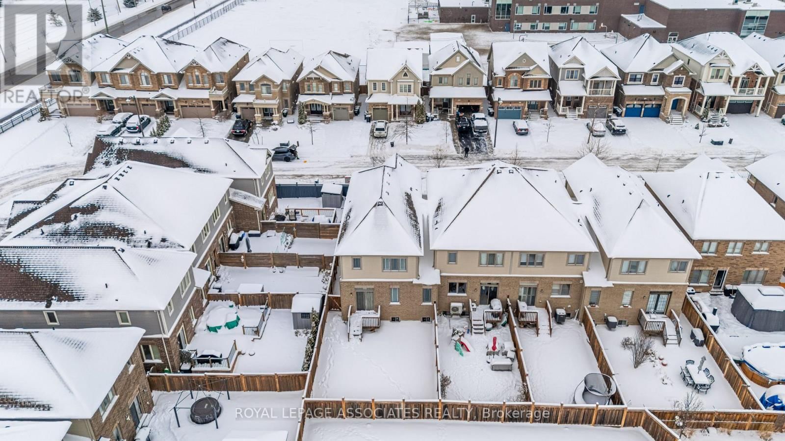 25 GALLAGHER CRESCENT Image 47