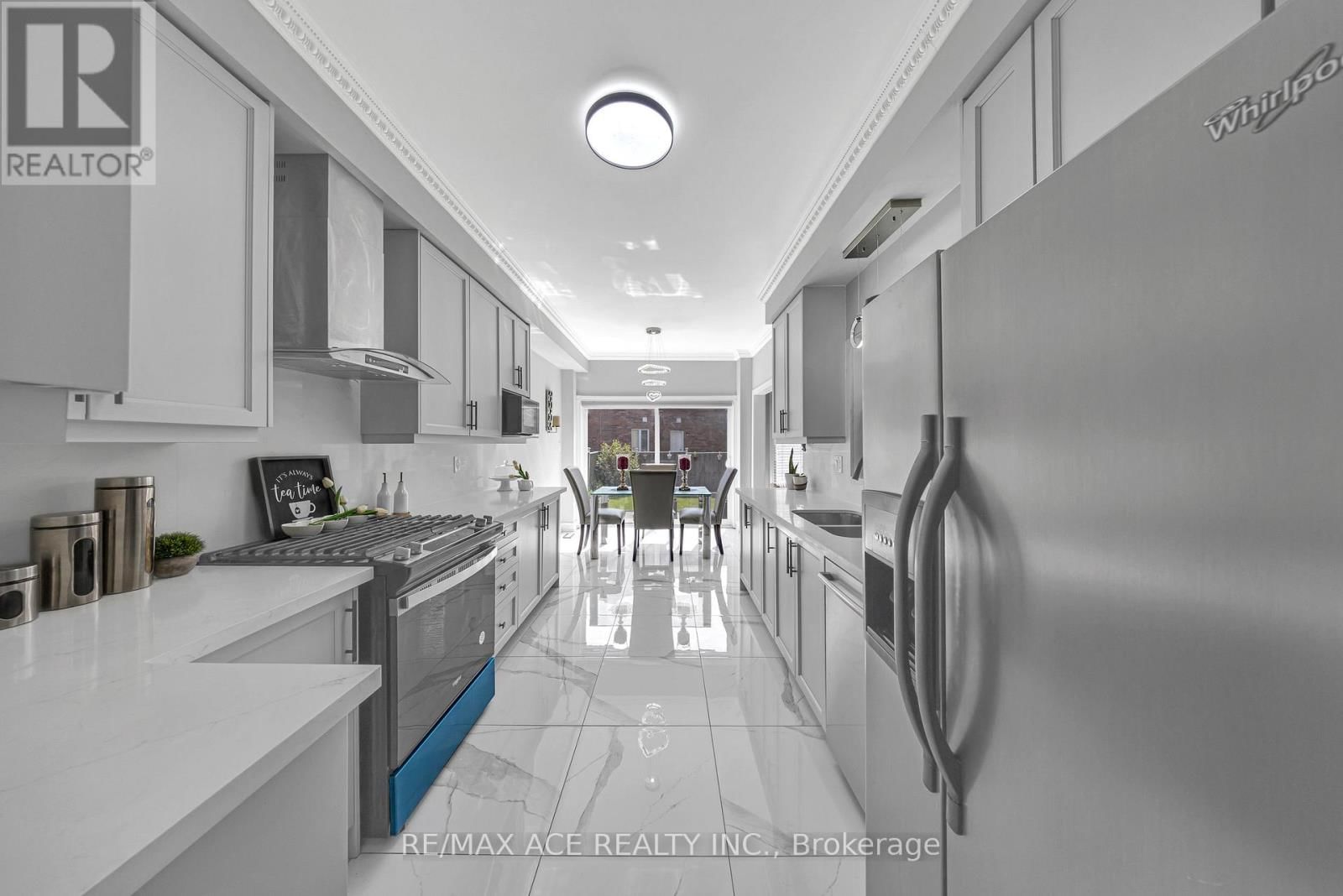 45 HARRY BLAYLOCK DRIVE Image 13