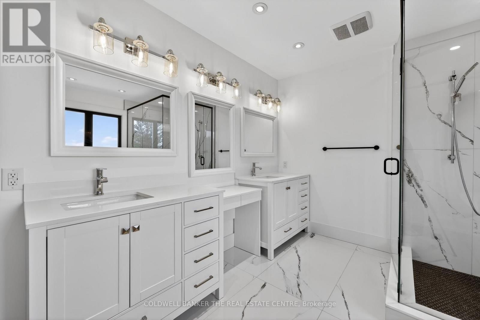 8 BROWNLEE DRIVE Image 25