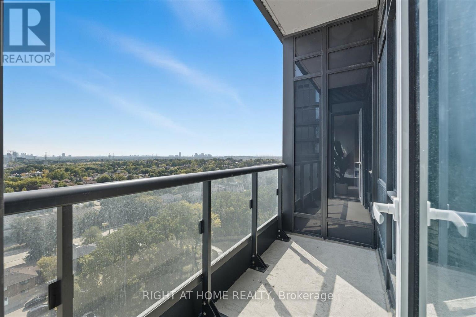 1508 - 3 ROSEWATER STREET Image 13