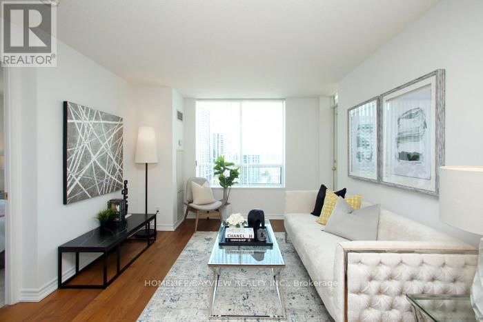 PH12 - 23 ONEIDA CRESCENT Image 7