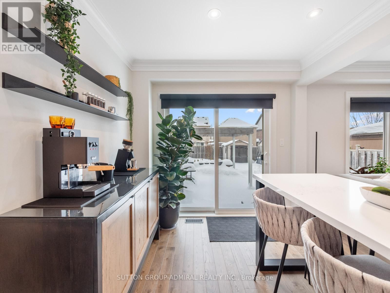 14 BOOTH STREET Image 14