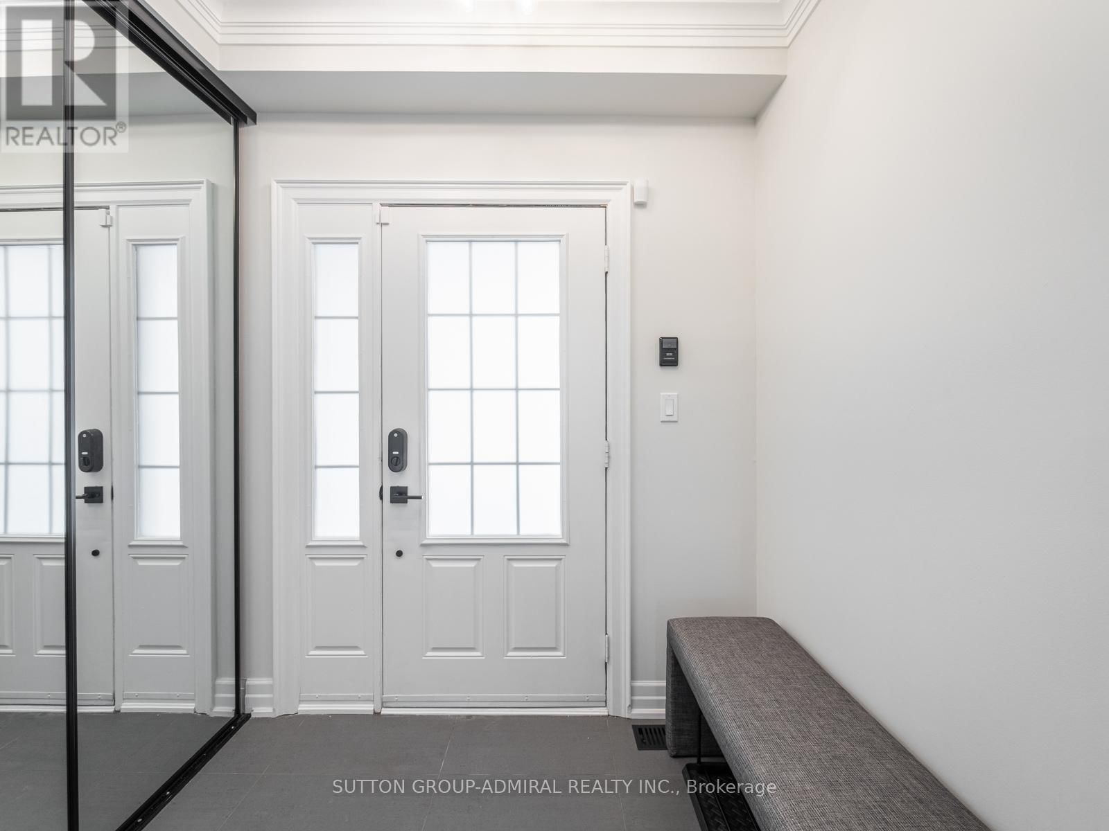 14 BOOTH STREET Image 17