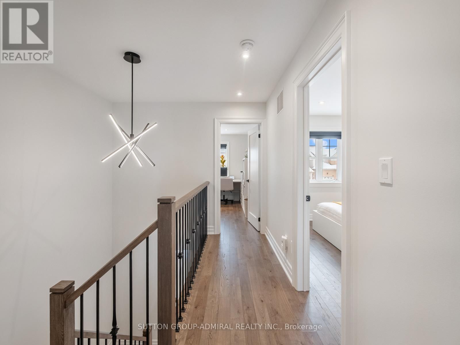 14 BOOTH STREET Image 18