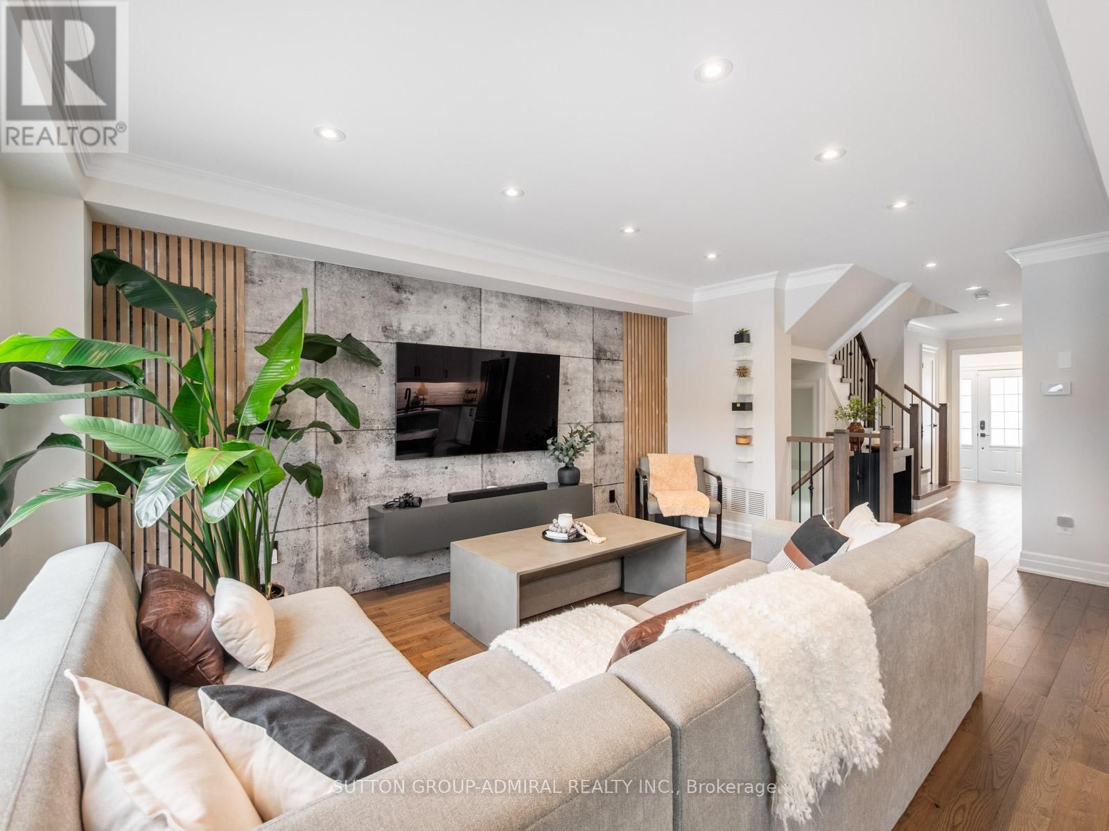 14 BOOTH STREET Image 5