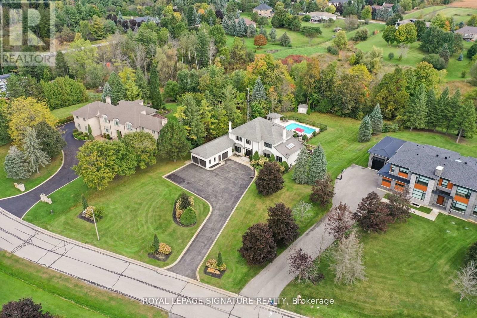 75 RACHELLE COURT Image 44