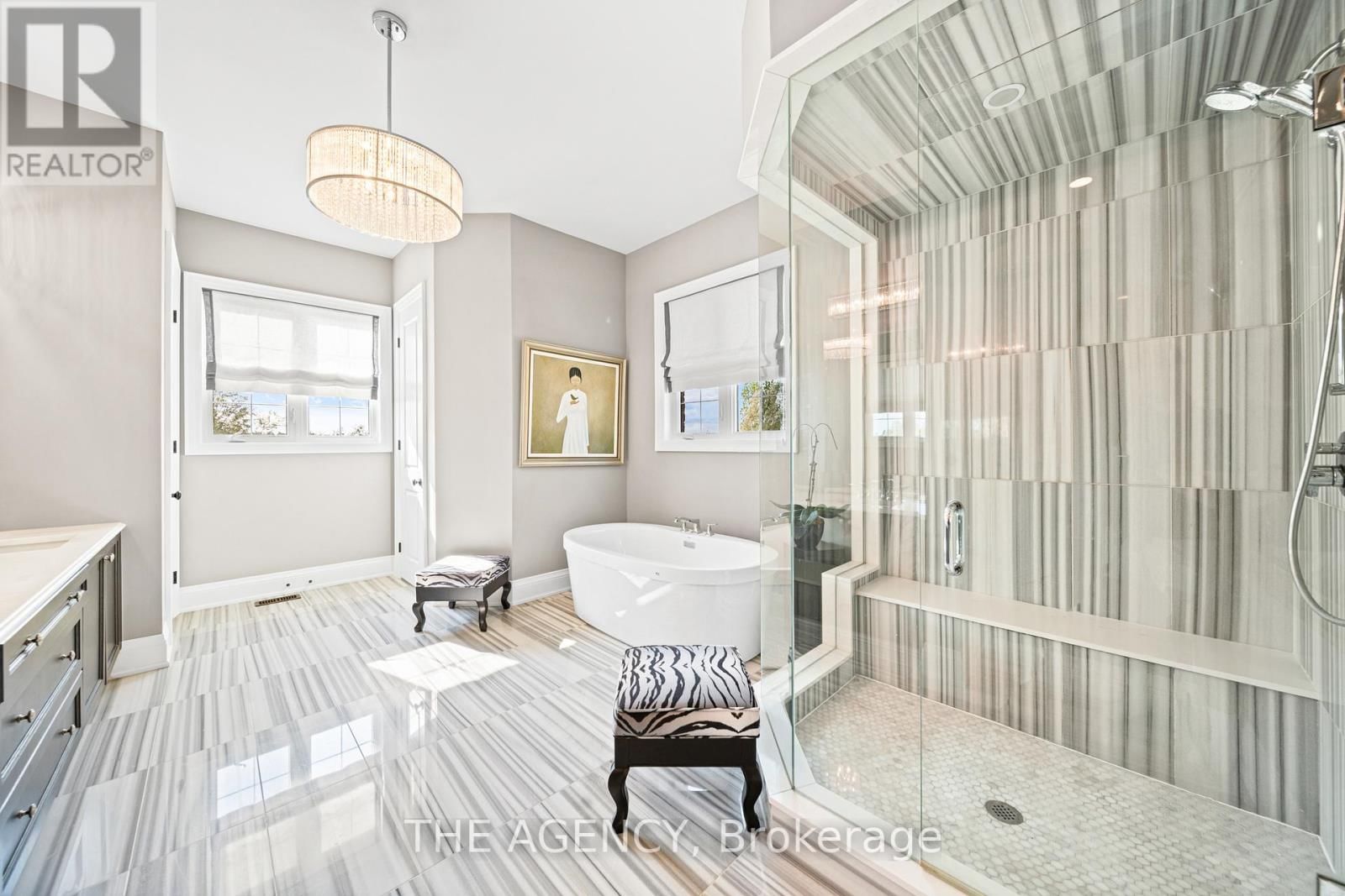 28 CHUCK ORMSBY CRESCENT Image 15