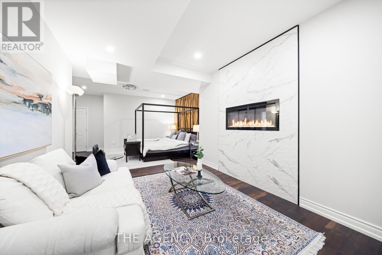 28 CHUCK ORMSBY CRESCENT Image 32